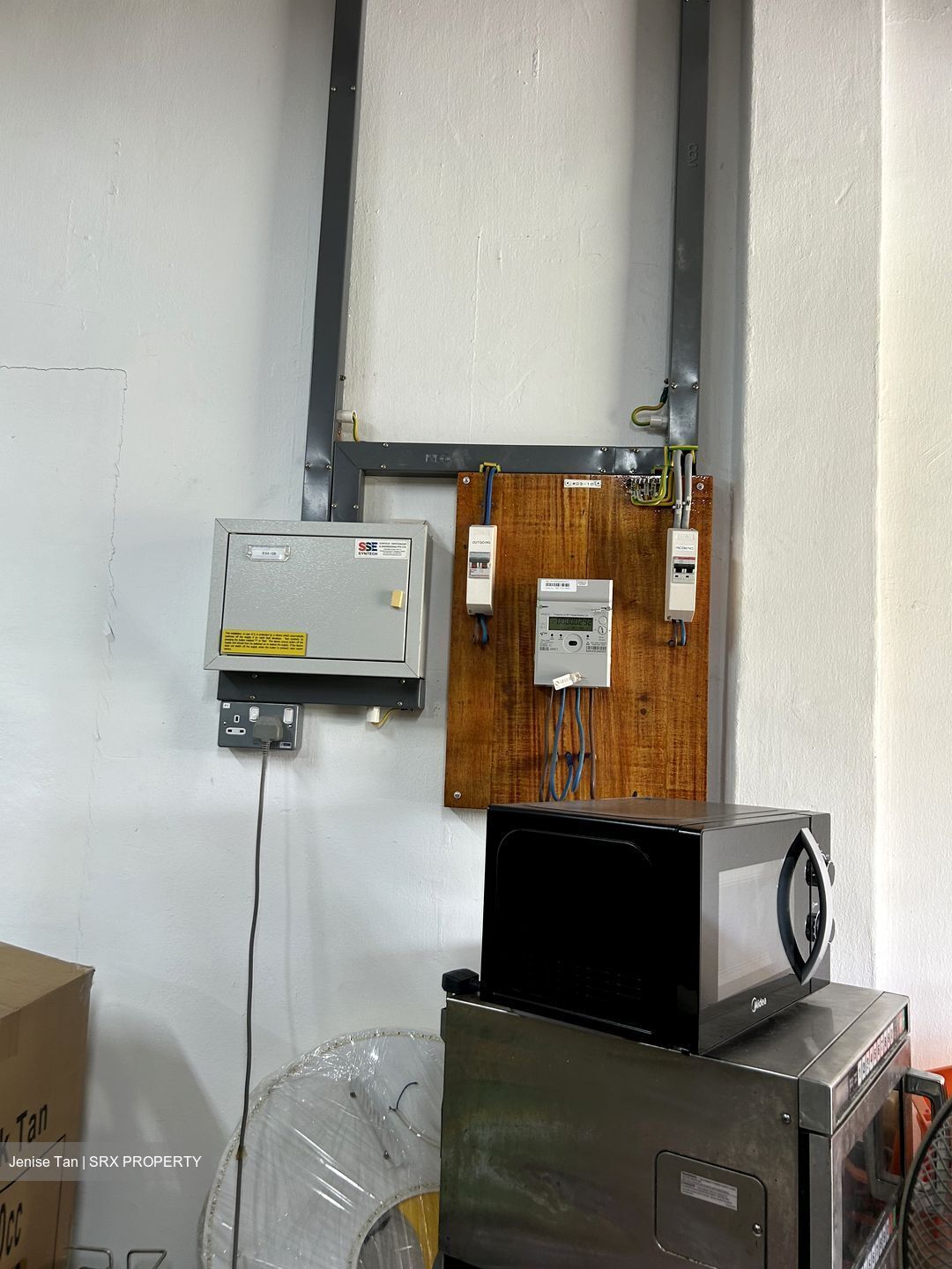 Kallang Place (D12), Factory #503964151